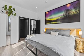 4 bedrooms, WiFi, bed sheets
