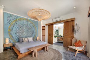 Bügeleisen/Bügelbrett, WLAN, Bettwäsche