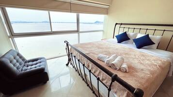 1 slaapkamer, een bureau, een strijkplank/strijkijzer, gratis wifi