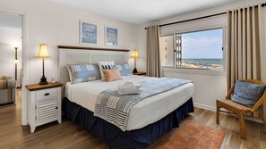 Condo, Multiple Beds, Balcony, Ocean View (Pinnacle Port B2306)