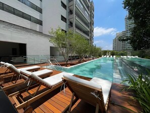 Udendørs pool