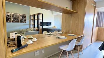 Apartment | Dining