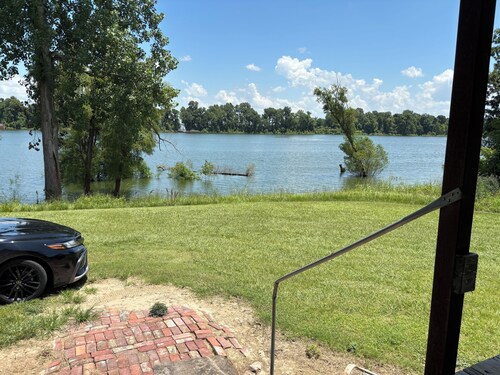 Country Living & Atchafalaya Fishing