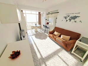 Smart TV - Seafront Home (Estepona)