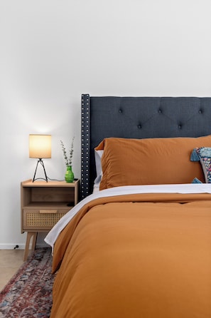 2 chambres, fer et planche à repasser, Wi-Fi, draps fournis