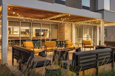 Home2 Suites By Hilton Denton