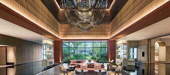 上海繽紛里希爾頓嘉悅里酒店