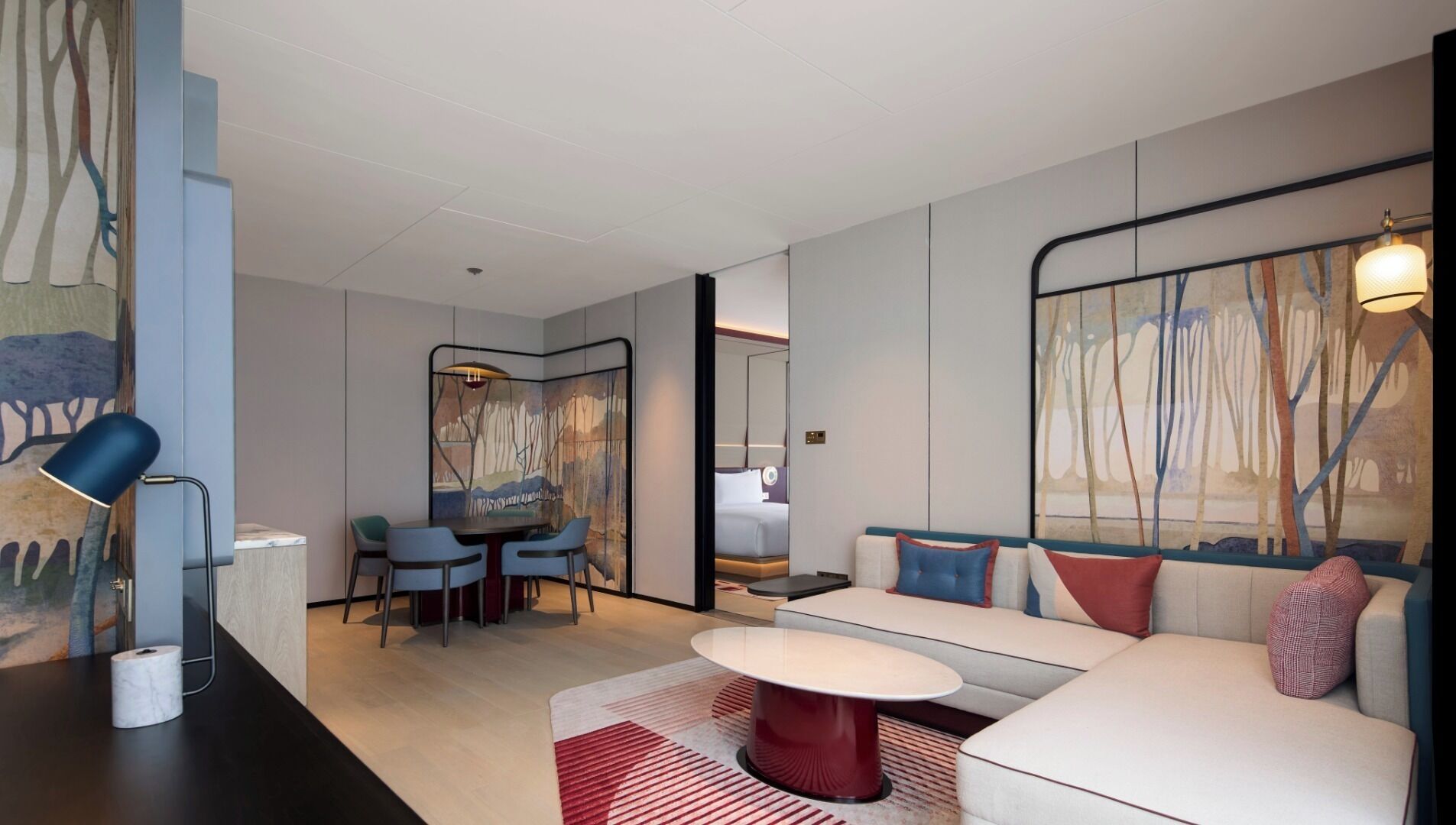 Svit Deluxe - 1 kingsize-säng | Minibar, skrivbord, mörkläggningsgardiner och strykjärn/strykbräda