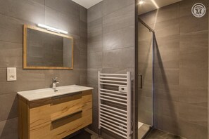 Dusche, Haartrockner