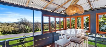 Wattlebird Cottage a gorgeous cottage near the ocean