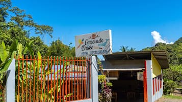 Entrada de la propiedad