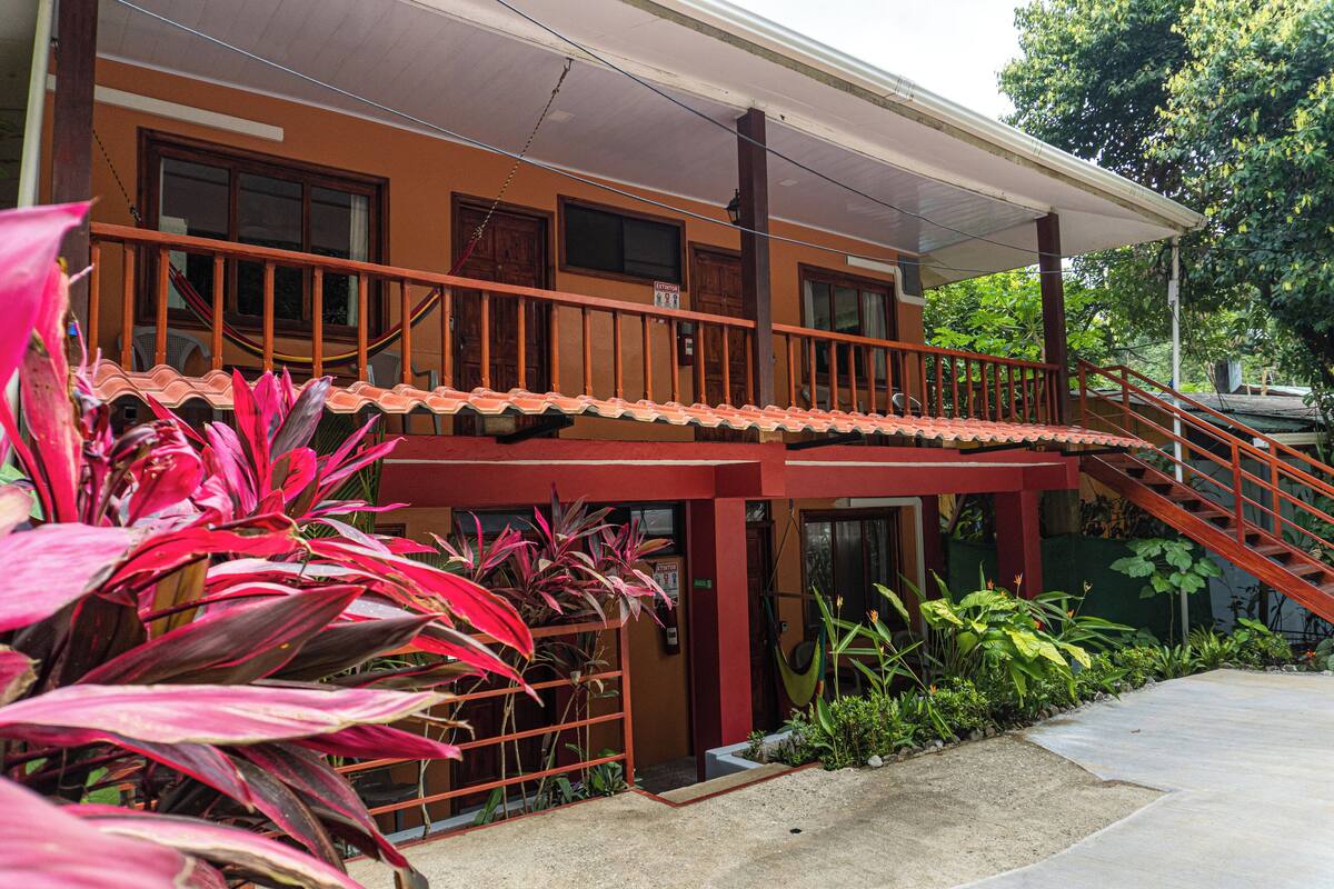 Standard Triple Room | Free WiFi