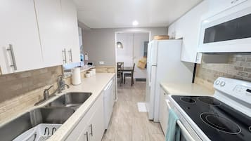 Microwave, oven, stovetop, dishwasher