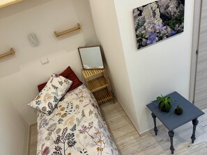 Single Room, Courtyard View | Free WiFi