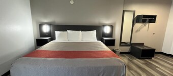 Studio 6 Suites Urbana, IL