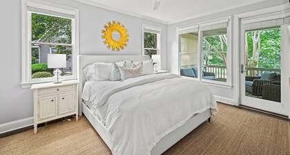 Escape to Reynolds Retreat A 4-BR / 3.5-Bath Home In Marina Cove & Near The Ritz