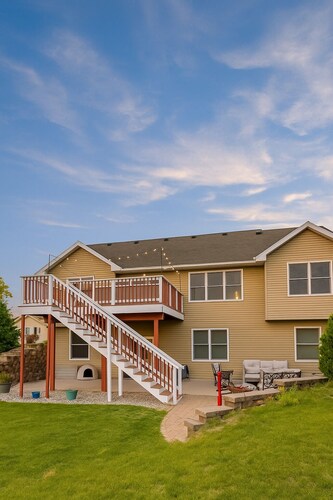 Seven minute drive to the beach with great outdoor spaces for your whole family!