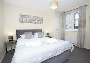 2 Schlafzimmer, Bügeleisen/Bügelbrett, Reisekinderbett, kostenloses WLAN