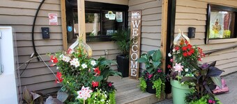 Slipper Inn Cabin at Pine Ridge Park