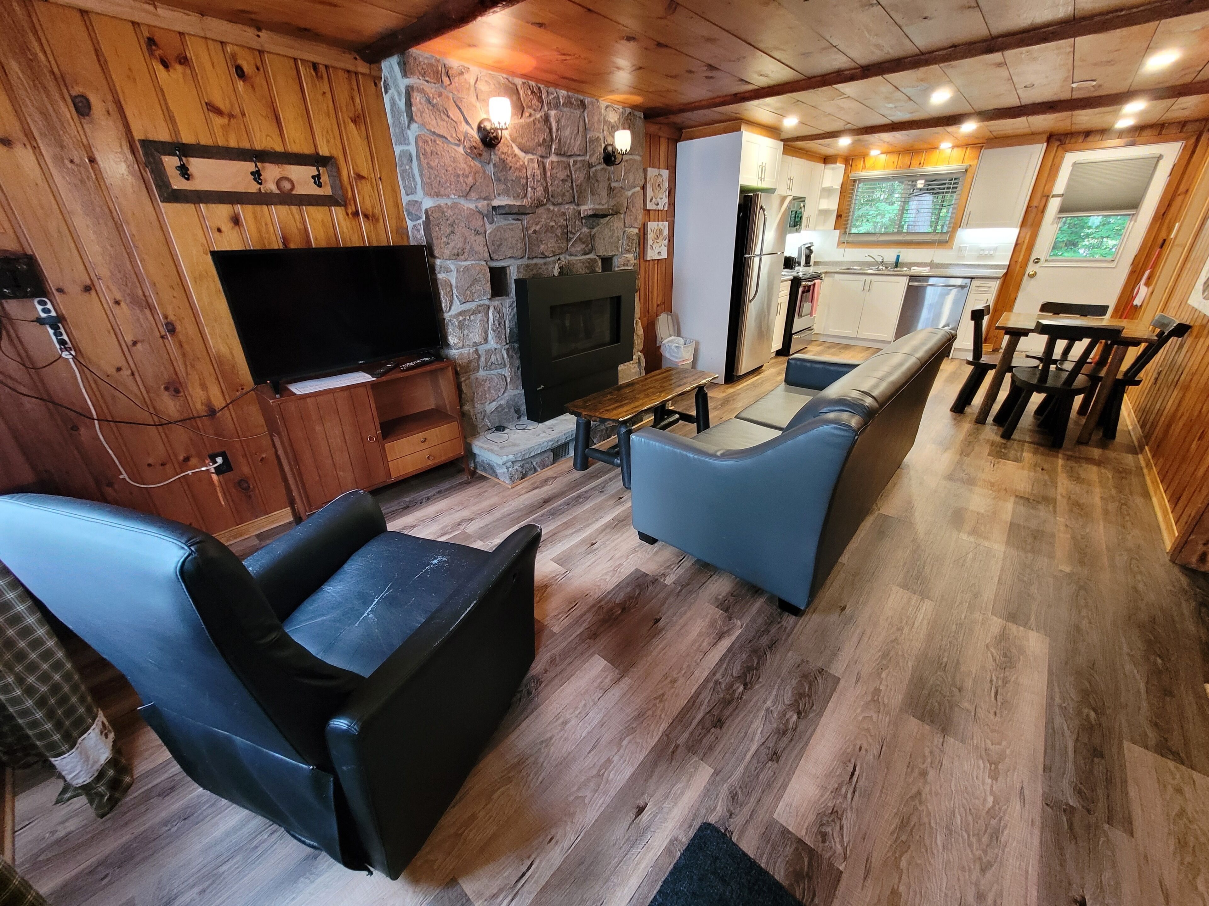 Smart TV, fireplace, foosball, table tennis