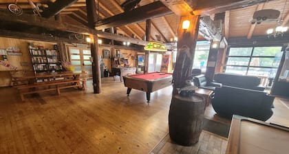 Slipper Inn Cabin at Pine Ridge Park