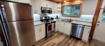 Slipper Inn Cabin at Pine Ridge Park