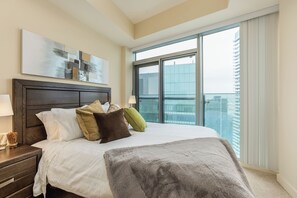 3 Schlafzimmer, Schreibtisch, Bügeleisen/Bügelbrett, kostenloses WLAN