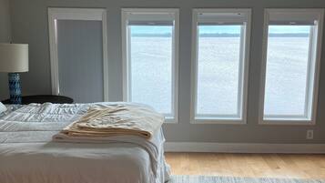3 chambres, bureau, Wi-Fi gratuit, draps fournis