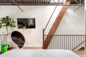 1 dormitorio, cuna de viaje, wifi gratis y ropa de cama