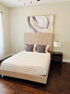 Bügeleisen/Bügelbrett, WLAN, Bettwäsche