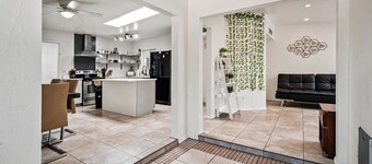 3-bedroom house in beautiful Tucson with WiFi, AC