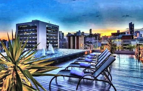 Deluxe Quadruple Room | Pool. LM Quality Suites