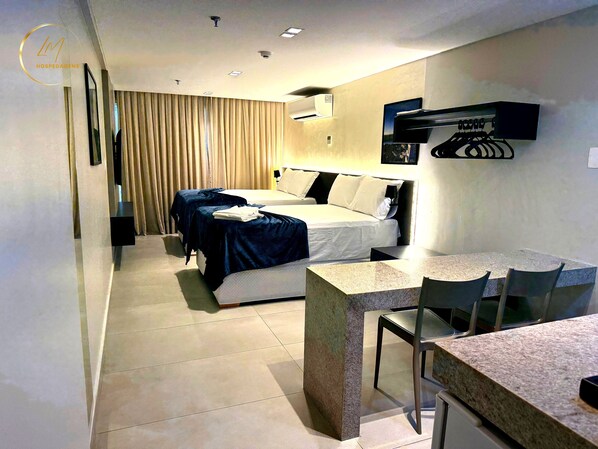 In-room safe, free WiFi