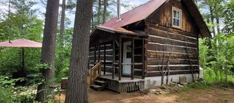 1876 - Heritage Cabin at Pine Ridge Park