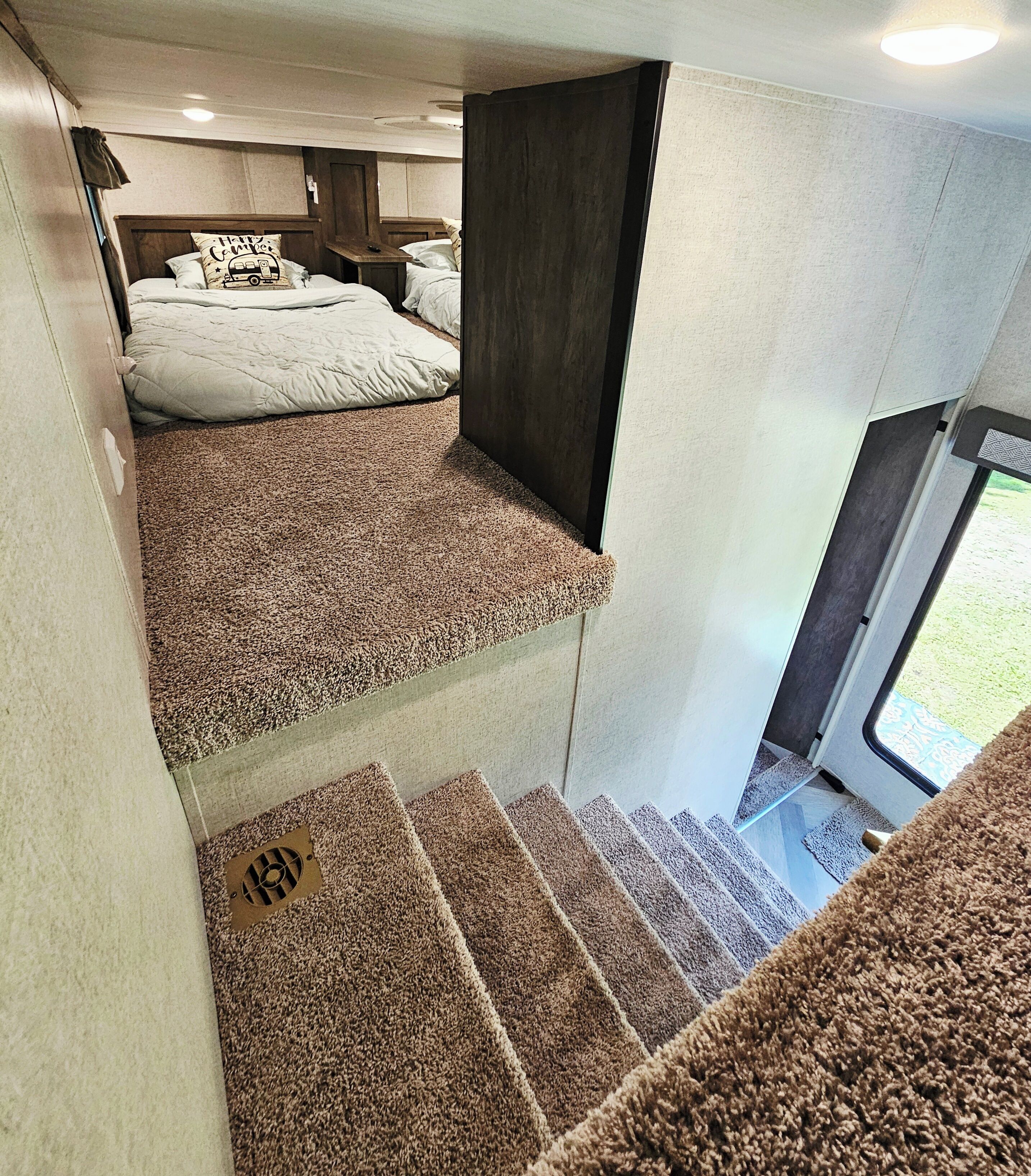 3 slaapkamers, een strijkplank/strijkijzer, wifi, beddengoed