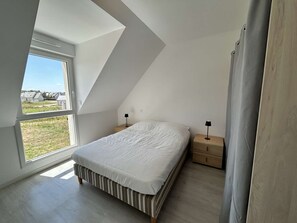 4 bedrooms, free WiFi