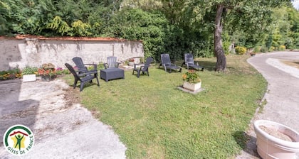 Gite "la cour de marie mariett