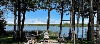 Grand Lake Cottage- Fun times by the bay