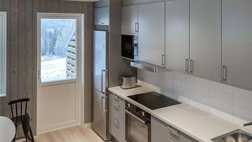 KylskÄp, diskmaskin och kaffe- och tebryggare