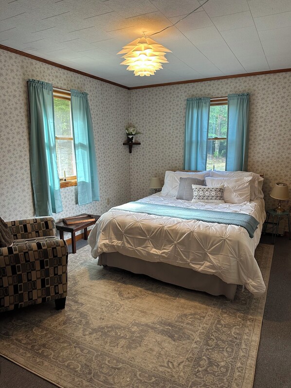 2 bedrooms, WiFi, bed sheets