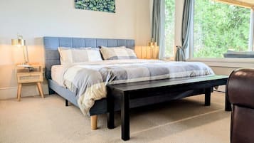 Double Room, Shared Bathroom (Patio Room)