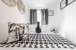 3 Schlafzimmer, Bügeleisen/Bügelbrett, WLAN, Bettwäsche