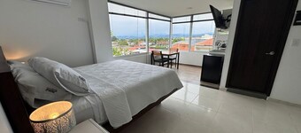 Cozy studio in charming Villanueva with WiFi, AC
