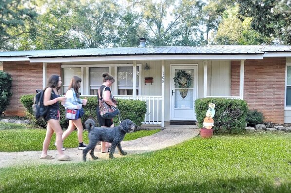 Leilighet, privat bad | Eksteriør