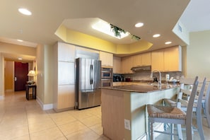 Fridge, microwave, oven, stovetop - Beach Bay and Gulf View Two Bedroom Unit. Complimentary Boat Slip! (Orange Beach)