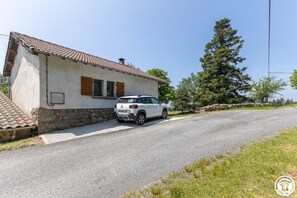 Property grounds - Gîte du Chalard - BAFFIE (BAFFIE)