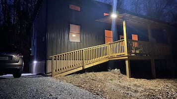 Cabin, Private Bathroom | Exterior