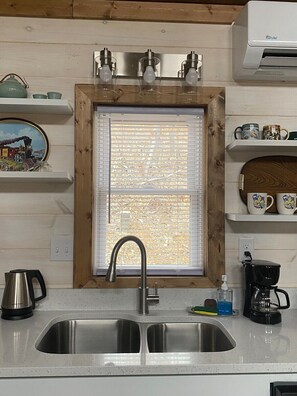 Ferienhütte, eigenes Bad | Gemeinschaftsküche