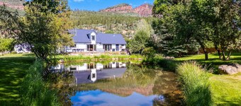 Luxe Retreat at Celebration Pond - 6BR, 4.5 BA, WIFI, A/C, Optional HotTub