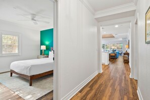 3 chambres, fer et planche à repasser, Wi-Fi gratuit, draps fournis